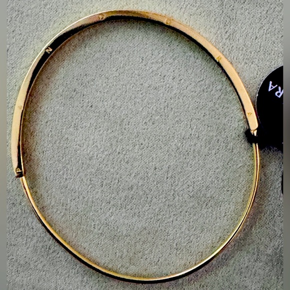 Pandora Signature Closed ID Bangle (Gold) - Picture 6 of 13